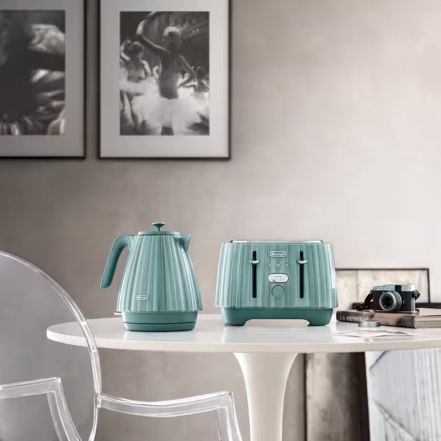 Delonghi Ballerina Electric Kettle - Laguna Green