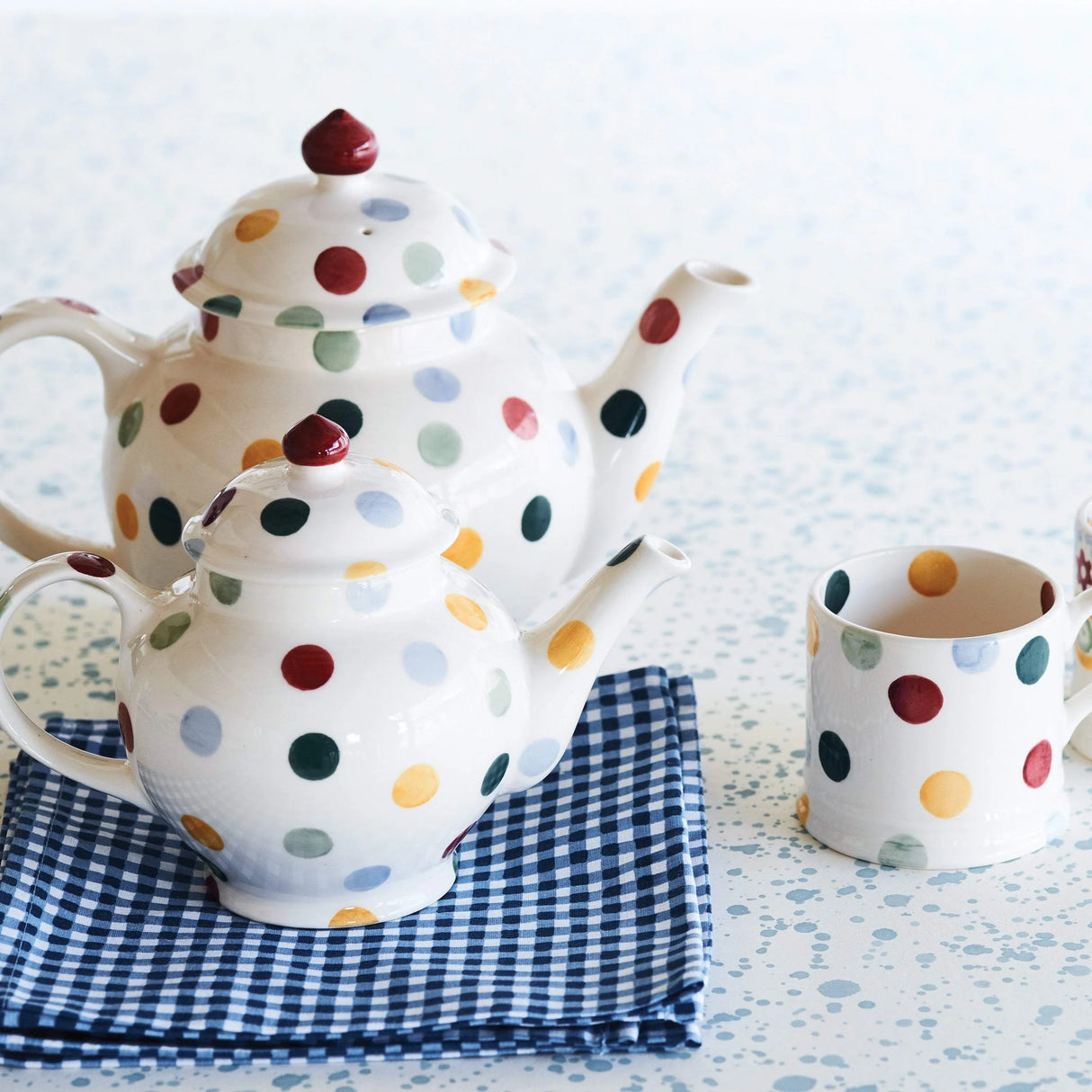 Emma Brigewater Polka Dot 4 Mug Teapot | Redber Coffee