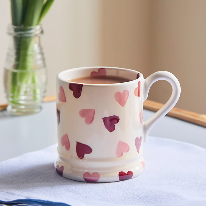 Emma Bridgewater, Emma Bridgewater Pink Hearts Mug - 1/2 Pint, Redber Coffee