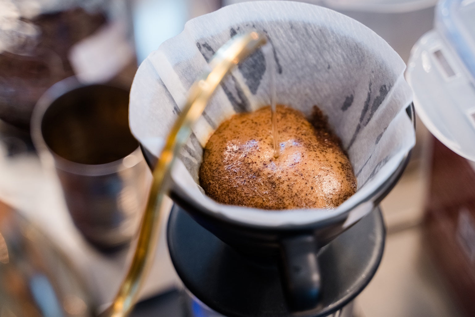 How Filter Paper Influences Your Coffee Extraction