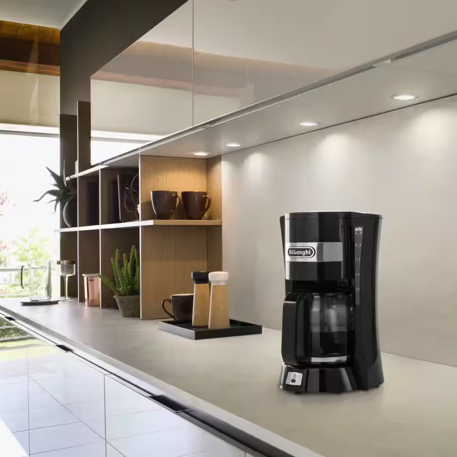 Delonghi 1.25L Series Filter Coffee Machine - Black