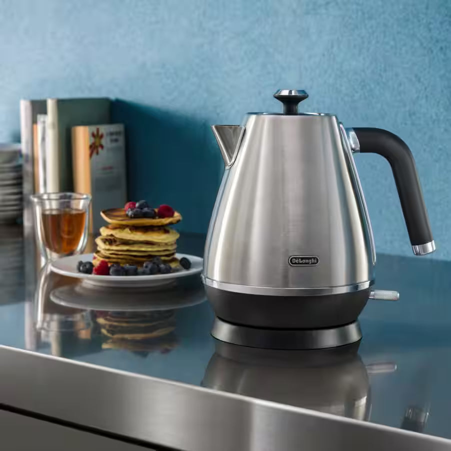 Delonghi Distinta X Stainless Steel Electric Kettle - Silver