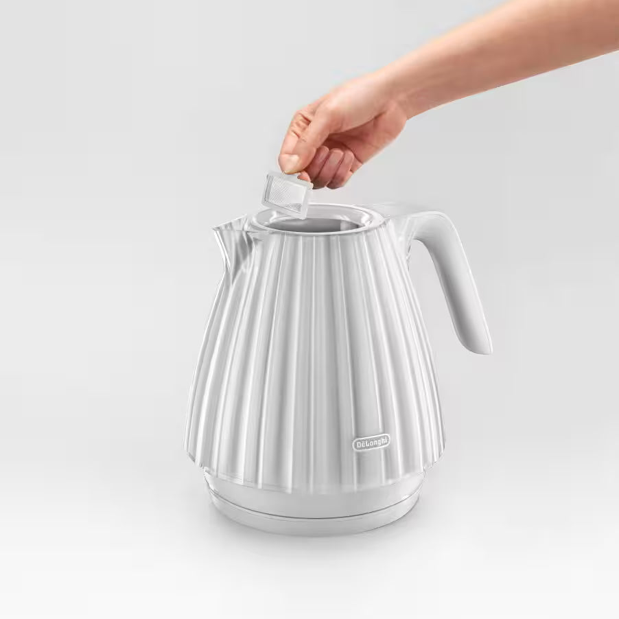 Delonghi Ballerina Electric Kettle - Opaline White