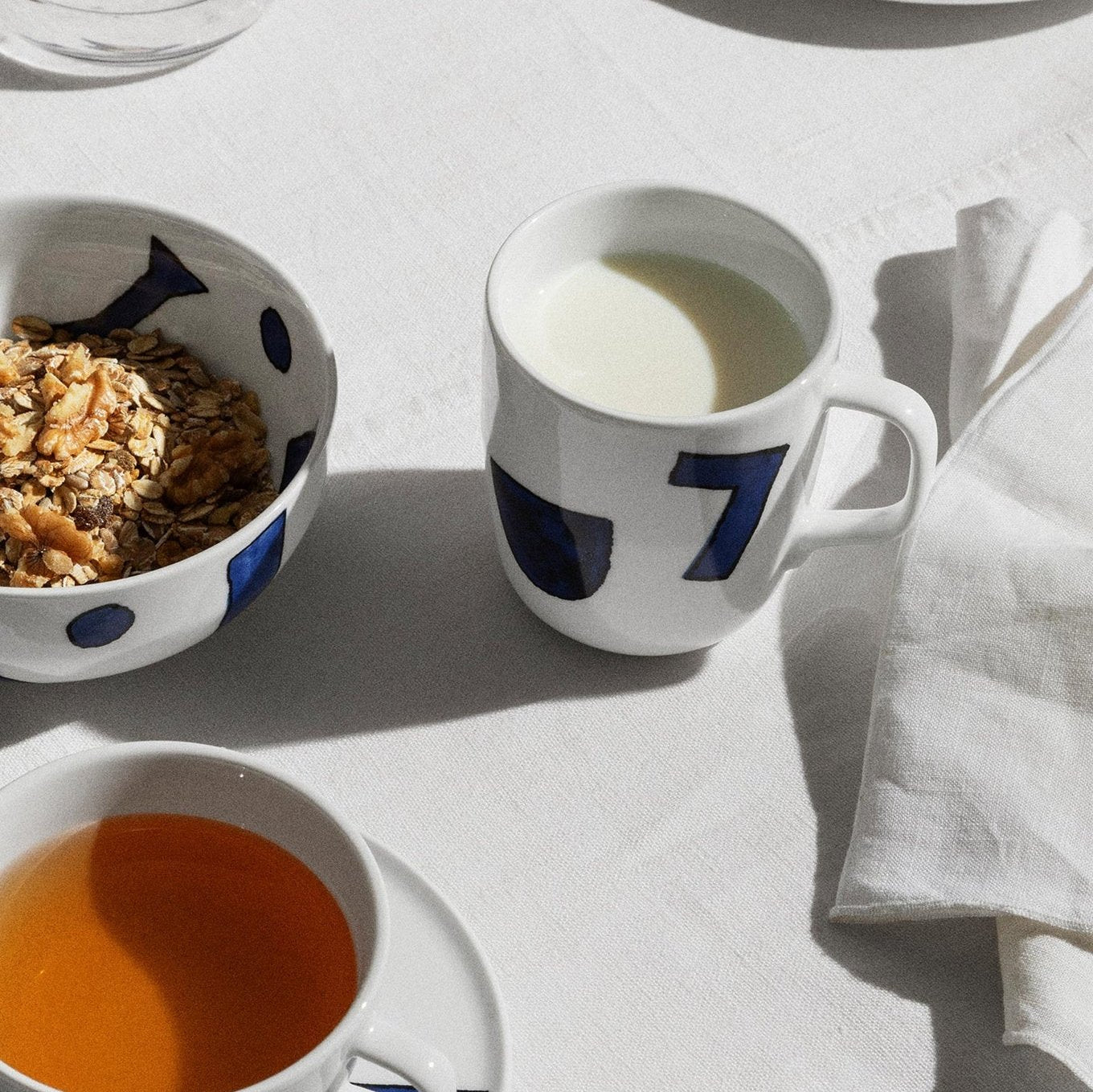 Alessi Itsumo Yunoki ware Porcelain Mugs Set of 4pcs, 300ml, White