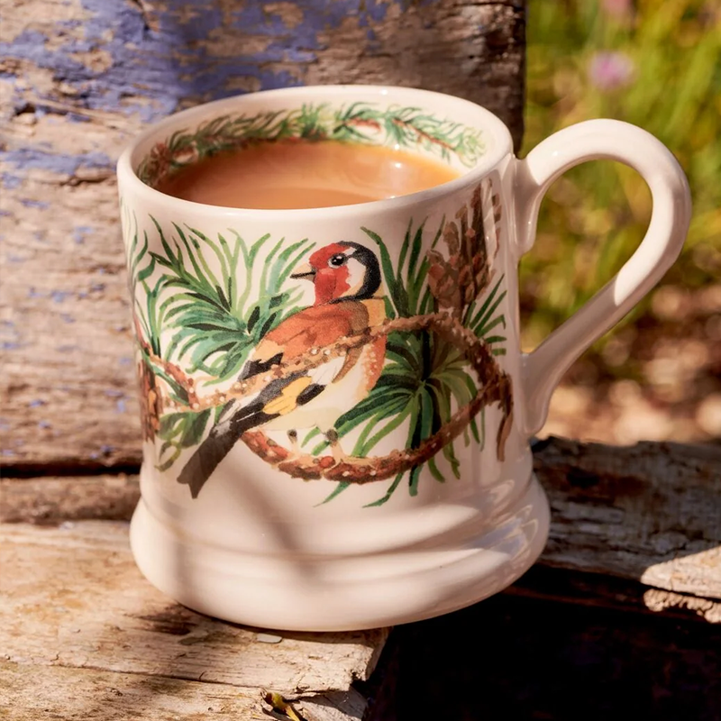 Emma Bridgewater Goldfinch in Spruce 1/2 Pint Mug
