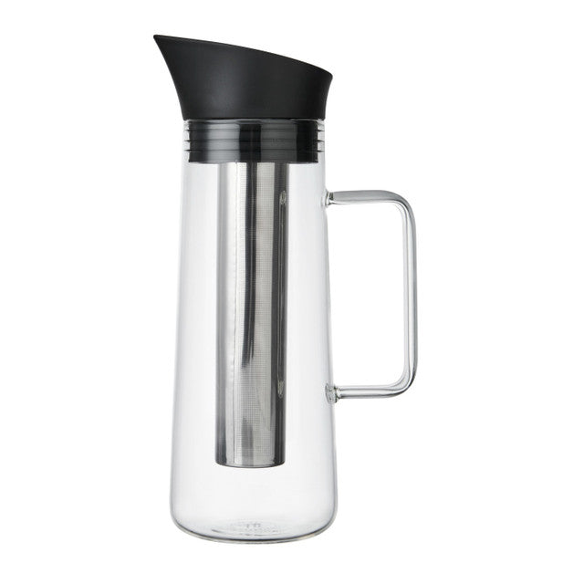A La Cafetiere cold brew coffee maker with a glass body, stainless steel mesh filter, and black accents.