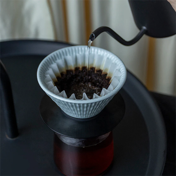 Loveramics Flatbed Coffee Dripper 200ml with Holder - Purple
