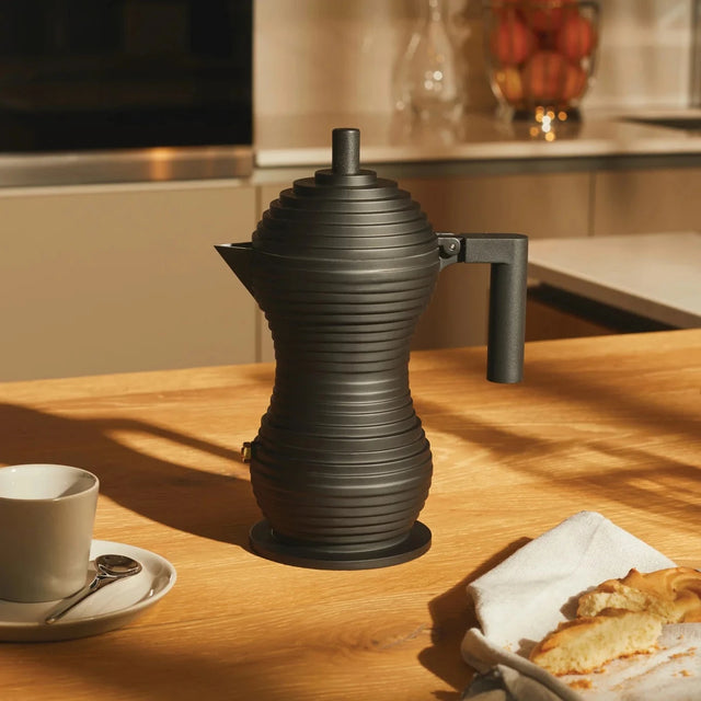 Alessi Pulcina 6 Cup Black, Redber Coffee Roastery