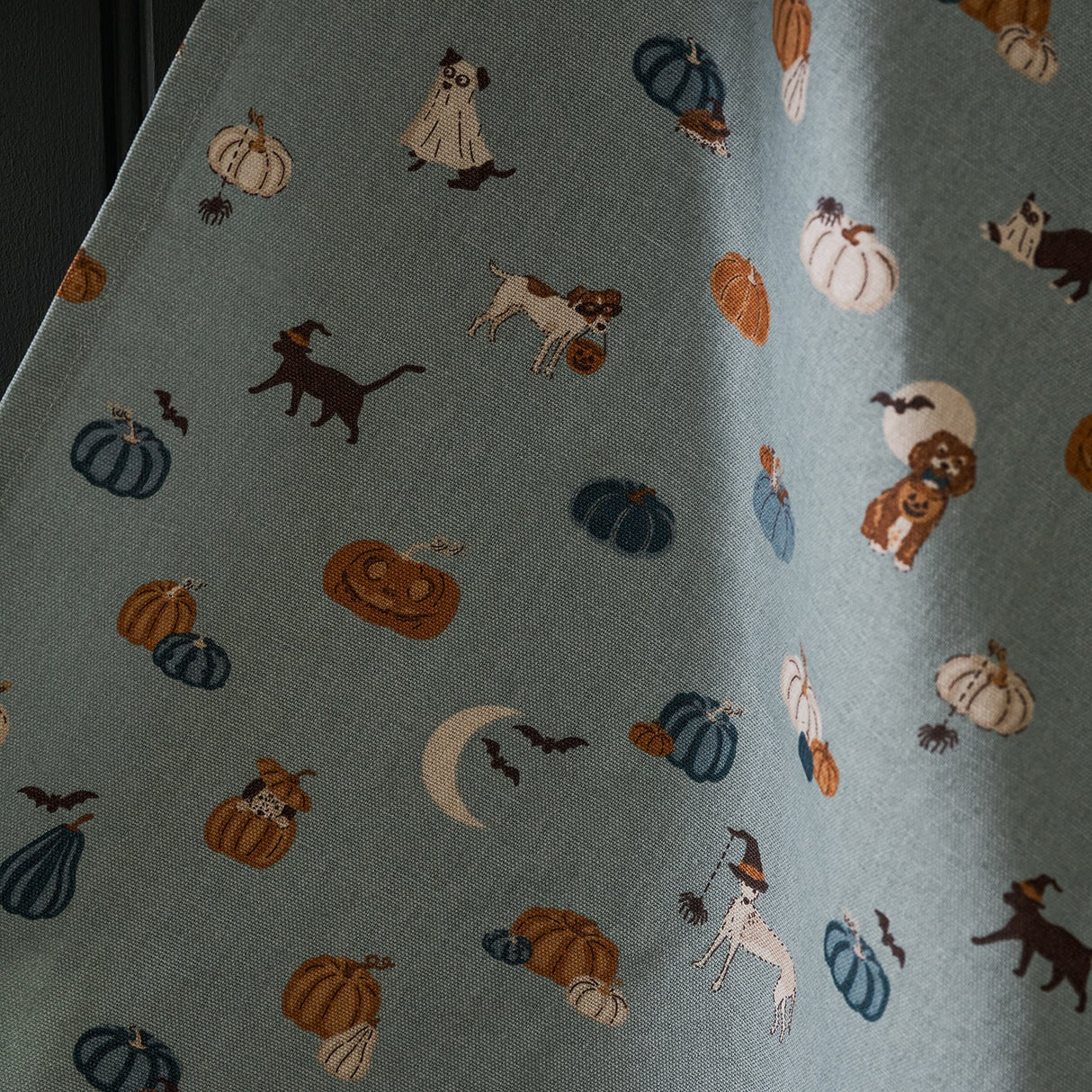 Sophie Allport Paws & Pumpkins Tea Towel