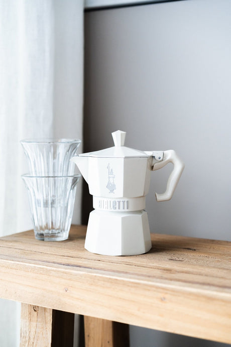 Bialetti Moka Express Exclusive 3 Cup Cream lifestyle view