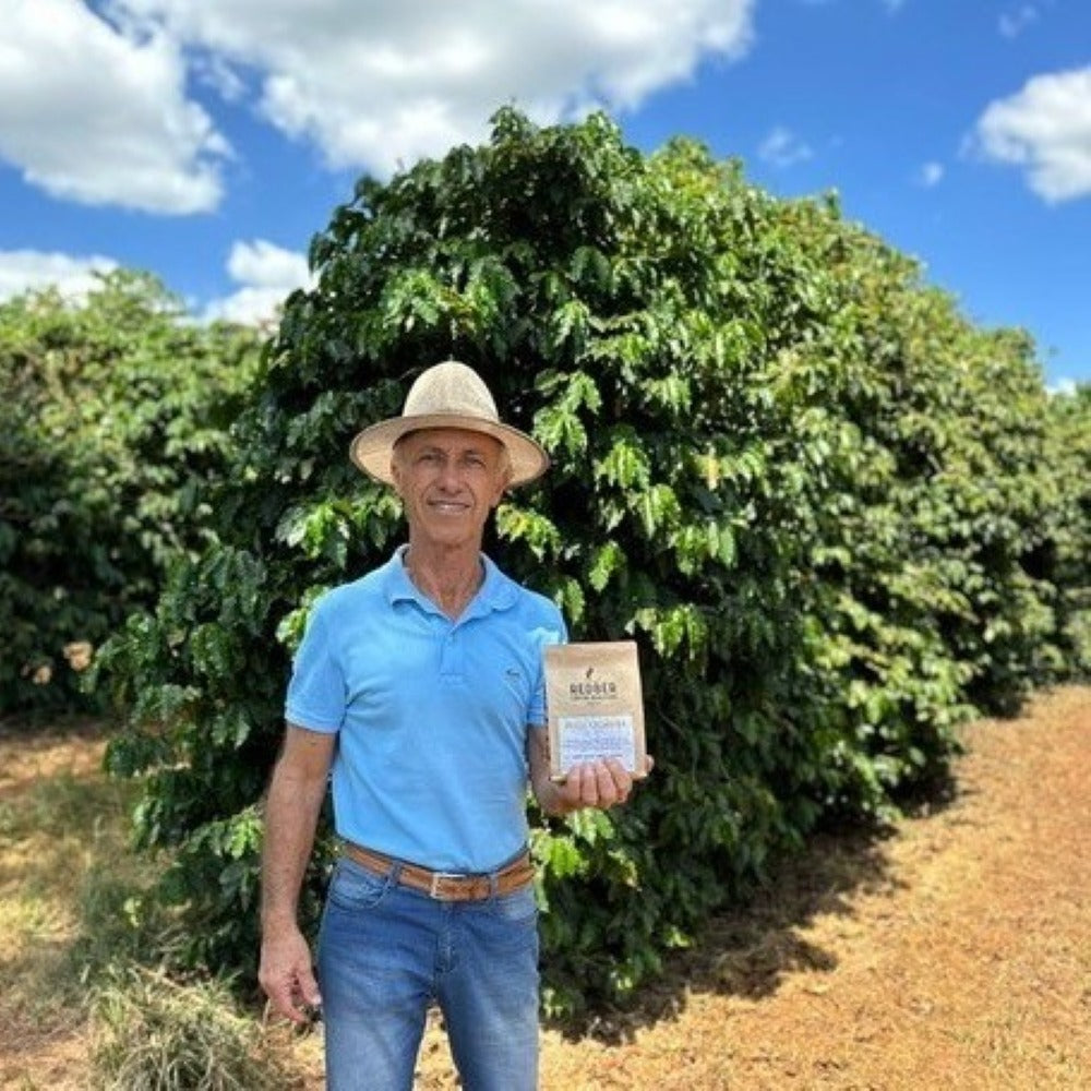 BRAZIL FINCA CACHOEIRA (NATURAL) - Medium-Dark Roast Coffee