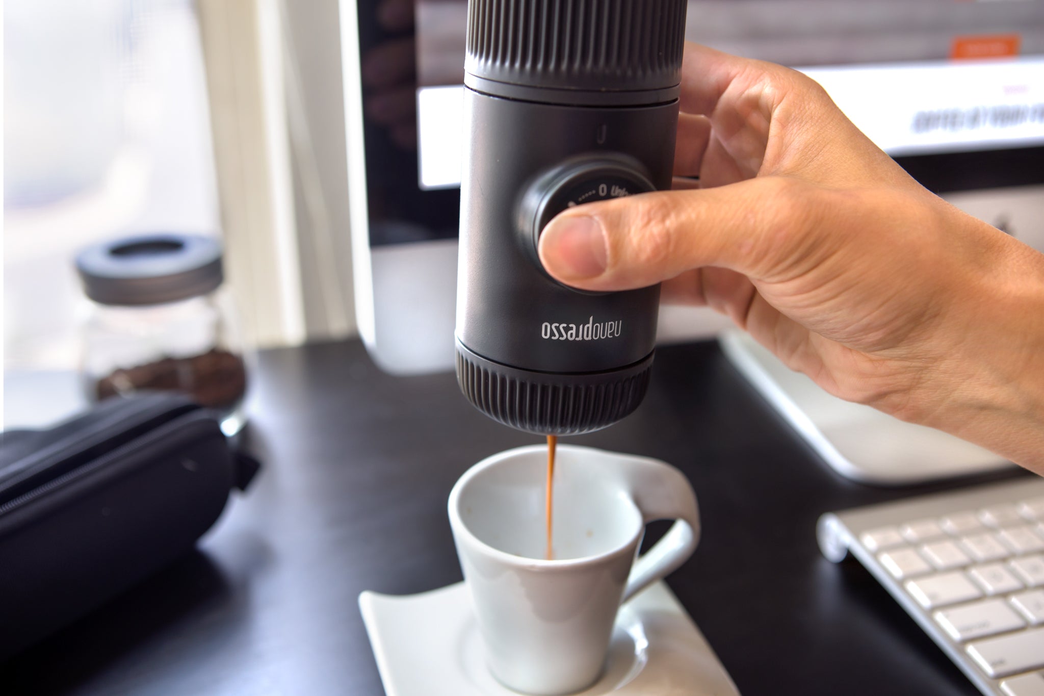 コーヒーメーカー・エスプレッソマシン WACACO Nanopresso Wacaco Nanopresso Portable Espresso Maker with Case - Black