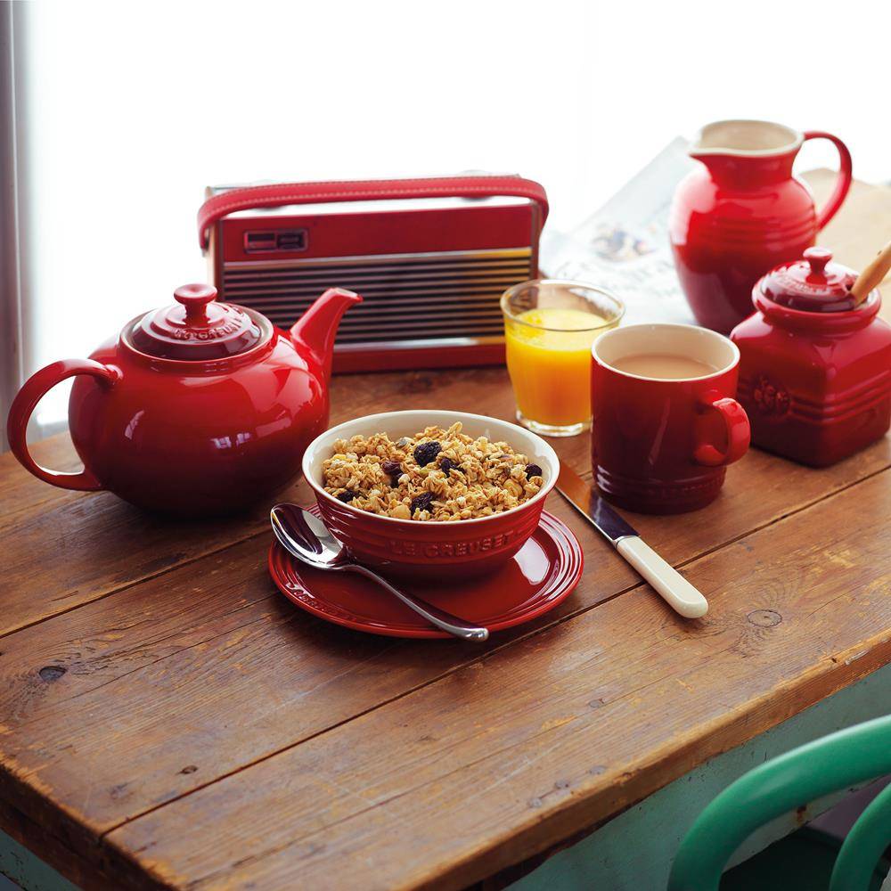 Le Creuset Stoneware Classic Teapot - Cerise | Redber Coffee