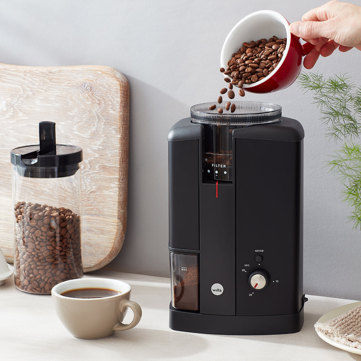 Wilfa Svart Aroma Precision Coffee Grinder Black | Electric Burr