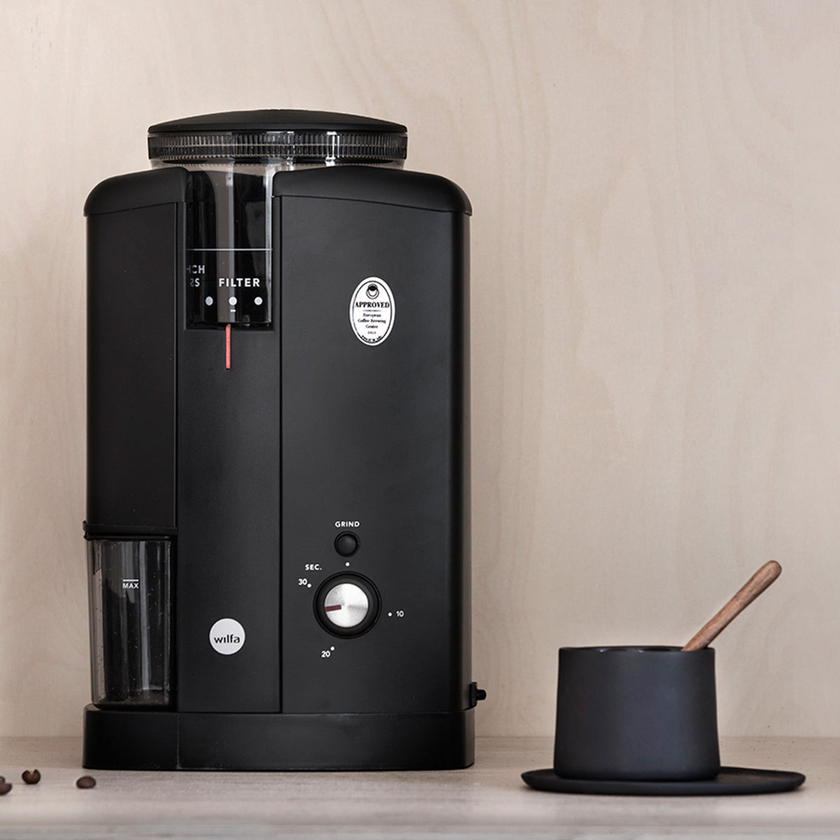 Wilfa Svart Aroma Precision Electric Coffee Grinder Black Redber Coffee